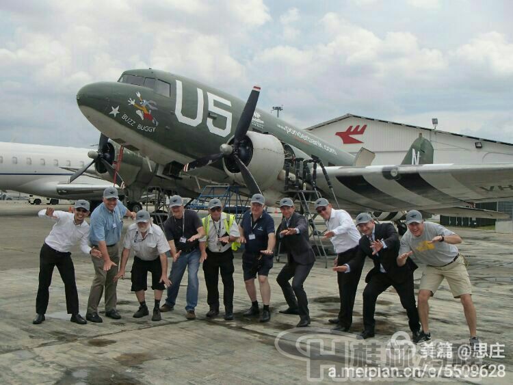 飛虎隊“C47A”戰(zhàn)機(jī)“定居”桂林鴻程磨粉機(jī)廠旁 